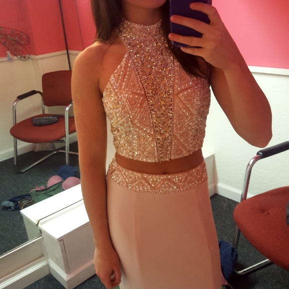 Prom Dress - Picture 3 of 4